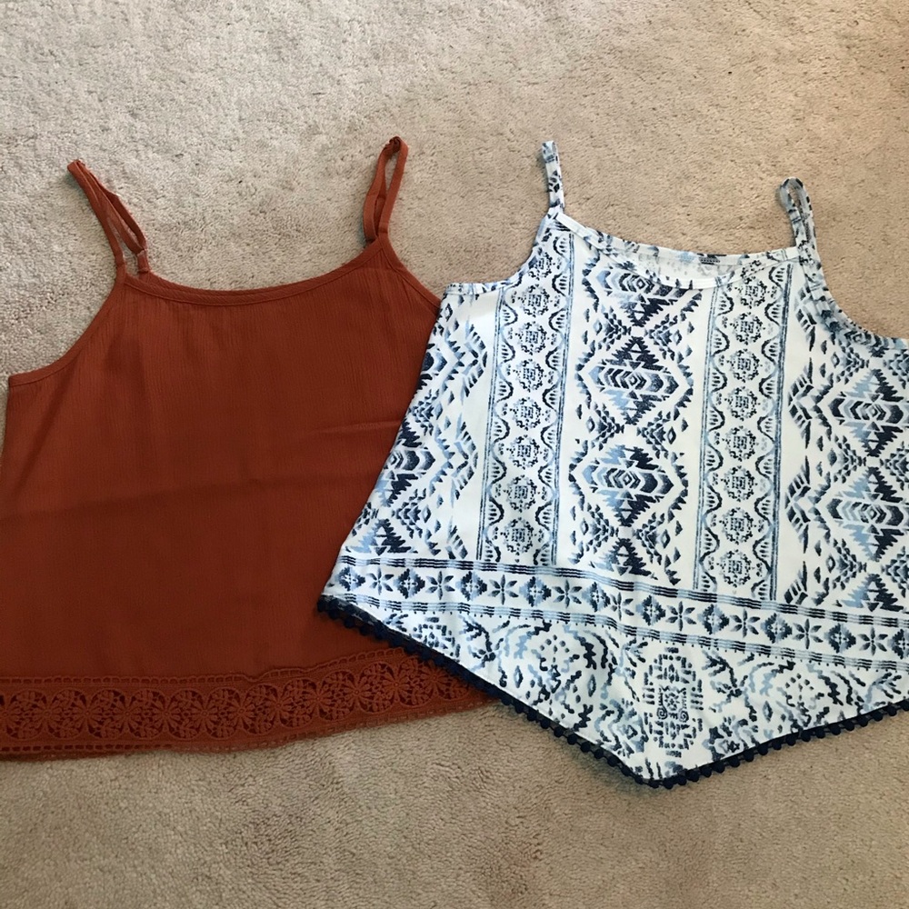 2 Tank Tops